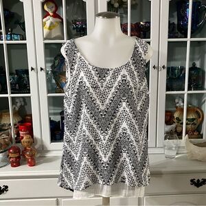 Sleeveless Top Black White Chevron Sz Medium ABStudio